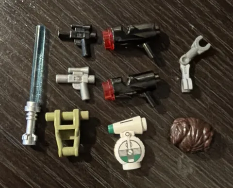 Small Lego Star Wars Minifigure Parts Lot