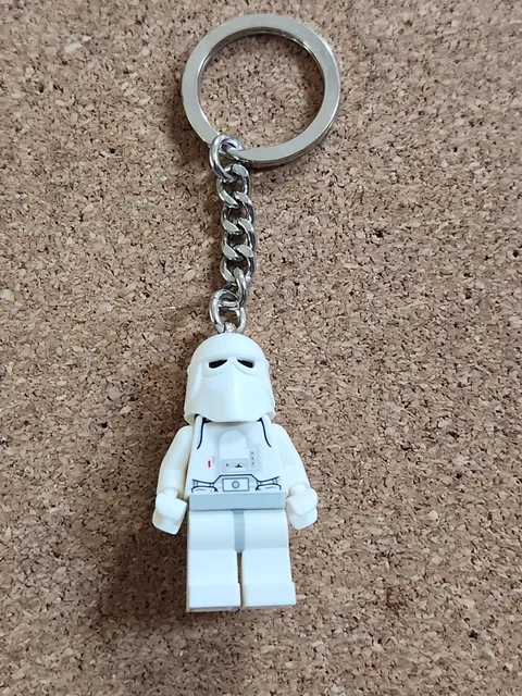 Star Wars Snowtrooper Key Chain White/Gray Mini Figure