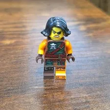 LEGO® Ninjago™ Minifigure Skybound Sky Pirate Cyren Scabbard Skull Sword 70602