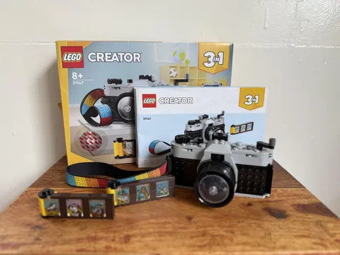 LEGO Creator Retro Camera 3 In 1 Set 31147 261pcs 8+ Building Toy Complete Box