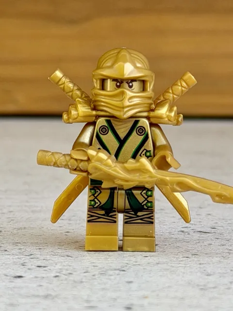 Lego Lloyd Minifigure Golden Ninja Ninjago Final Battle 70505 njo0073 (read)