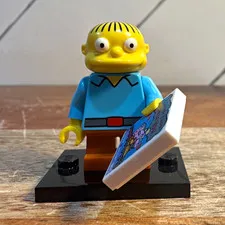 LEGO Simpsons Series 1 Ralph Wiggum SIM016 Minifigure 71005 Complete CMF