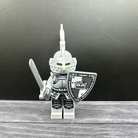 LEGO Heroic Knight Minifigure 71000 Series 9 Shield Sword Helmet Visor