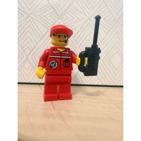 Lego 6453 Ground Control Guy 1999 Red