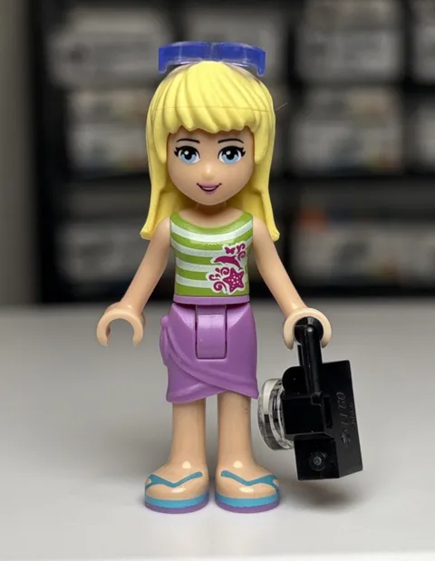 LEGO Friends Stephanie Minifigure Mini Doll frnd0104 41094 Lighthouse Lavender