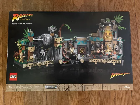 LEGO Indiana Jones: Temple of the Golden Idol (77015)