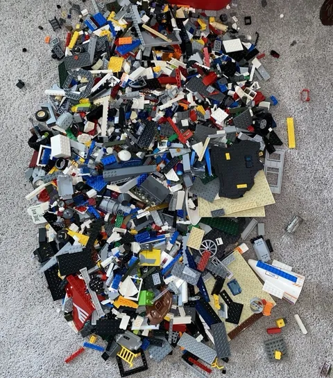 Lot Legos 6 Lbs Mini Figures Darth Cars Tires Airplane Train Police Batman NBA