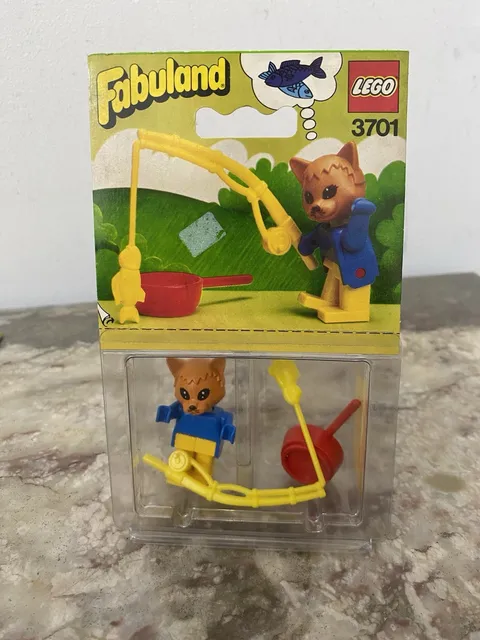 LEGO VINTAGE FABULAND 3701 FISHERMAN CAT NIB SEALED MISB GREAT CONDITION