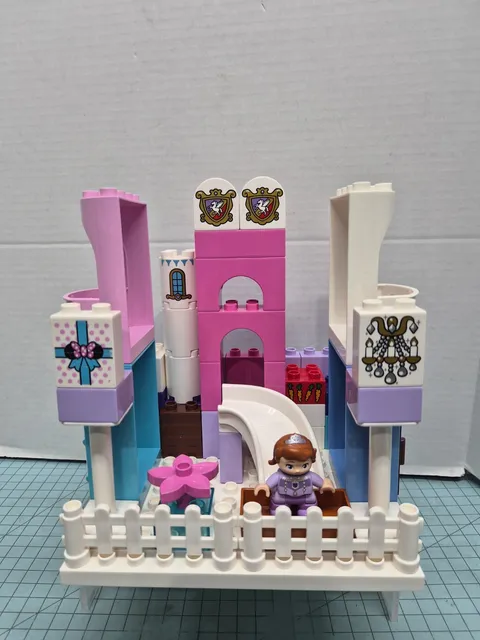 Lego Duplo Sofia the First Set Not Complete 