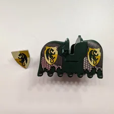 LEGO Castle Dragon Kingdom Barding And Shield (Broken Clip)