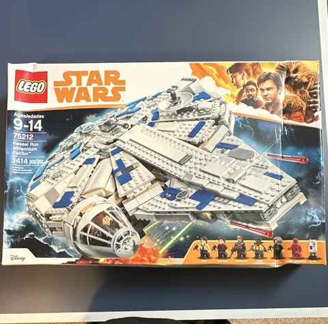 LEGO Star Wars Kessel Run Millennium Falcon 75212 Complete 1414 pcs w/ Box