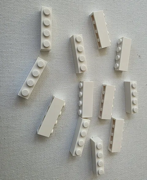 NEW LEGO 12X WHITE 1X4 BRICK #3010.