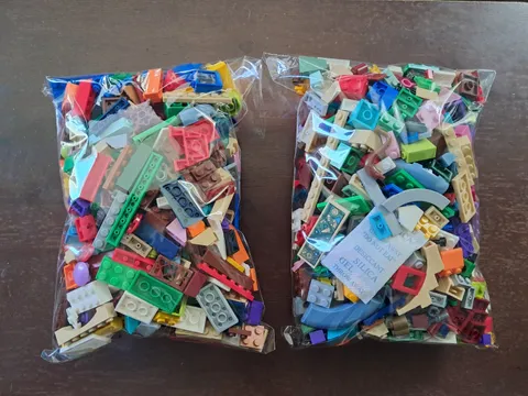 Authentic Mixed Color LEGO Bricks Bulk Lot / Cleaned and Color-Sorted / 1 lb bag