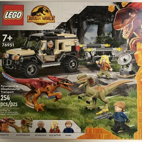 LEGO Jurassic World: Pyroraptor & Dilophosaurus Transport (76951)