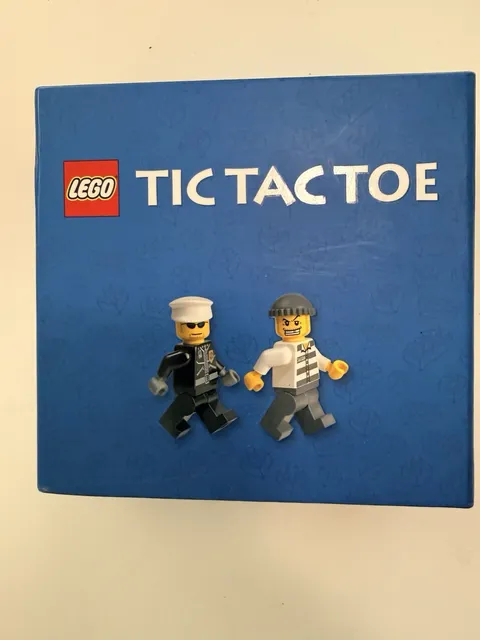 LEGO (4499574) 2006 TIC-TAC-TOE Police & Robber Minifigures