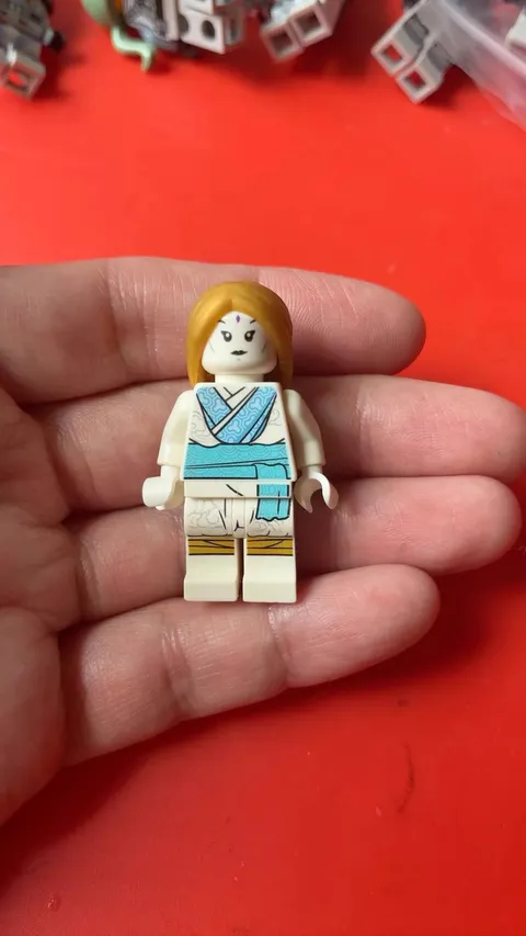 Genuine Lego njo611 Minifig Figurine: Ninjago Princess Vania  Fast Shipping！