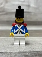 LEGO Minifigure Imperial Soldier with Red Epaulettes and Brown Backpack pi061
