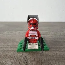 LEGO Star Wars - Clone Commander Fox, Coruscant Guard Phase 2 75354 SW1304