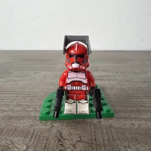 LEGO Star Wars - Clone Commander Fox, Coruscant Guard Phase 2 75354 SW1304