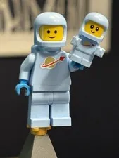 Lego 11374 Light Blue Classic Space Baby AND Spaceman New &  IN-HAND! Authentic!