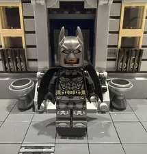 Lego DC Set 76112 💎 Mint Batman Pearl Dark Gray Armor 💎 Minifigure, sh0535