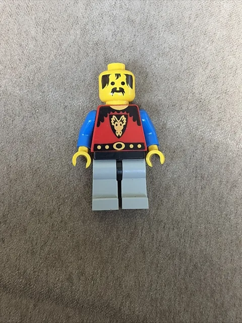 LEGO Castle Dragon Knights Minifig cas013 - Knight 1 - Light Scratches/No Cracks