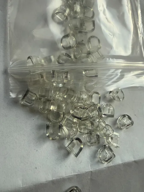 LEGO- NEW-#85861-TRANS CLEAR- BRICK ROUND/1 X 1 X 2/3 HALF CIRCLE-10 PIECES