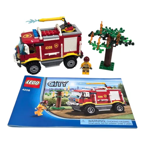 LEGO City #4208 Fire Truck 100% Complete w/ Instruction & Minifigures