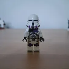 LEGO Star Wars 187th Legion Phase 2 Clone Trooper Commander Minifigure