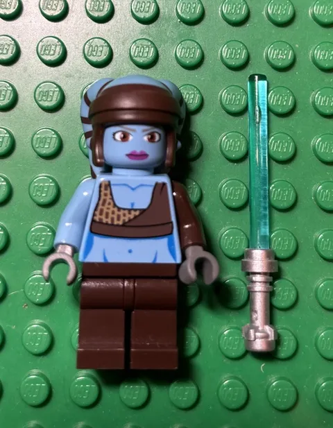 LEGO Star Wars Clone Wars Aayla Secura Minifigure - (8098) sw0284