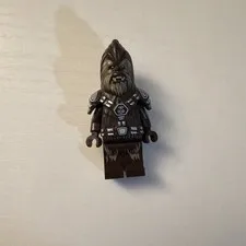 LEGO Star Wars Chewbacca Minifigure with Armor Bandolier Brown Wookiee
