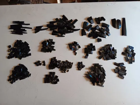 LEGO BULK LOT 540 BLACK CURVED SLOPE BRICKS WEDGE W/ INVERTED SHIP  PIECES