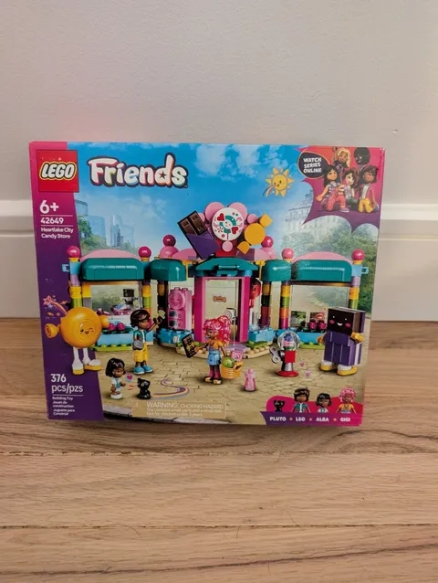 LEGO Friends: Heartlake City Candy Store (42649) New In Box
