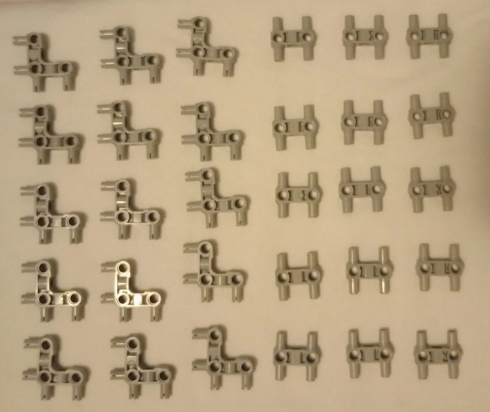 Lego Technic Pin Connector 3 and 4 Pin Perpendicular Lot of 30 Gray