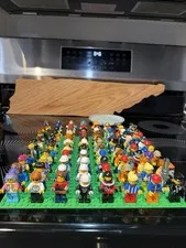 Lego Minifigure Lot 88 Figures Great Condition No cracks or Base Plate