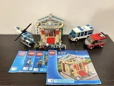 LEGO City Police 60008 Museum Break-In 100% Complete w/Minifigs Manuals Retired