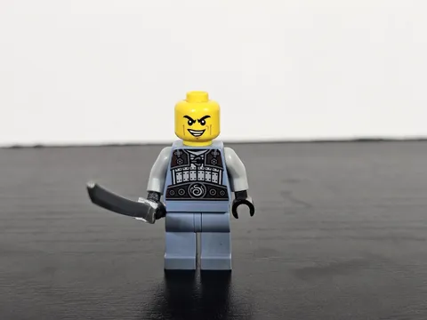 LEGO Ninjago Ash SEE PICS Elemental Master of Smoke Minifigure njo0298 As Is