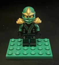 LEGO NINJAGO 2012 Lloyd The Final Battle njo0070 Minifigure Gold Shoulder Armor