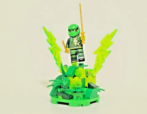 LEGO® Ninjago Lloyd Dragons Rising Minifigure 71828 Lloyd’s Pull‑Back Race Car