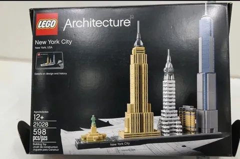 LEGO Architecture Skylines New York City Set 21028 598 Pcs Age 12+