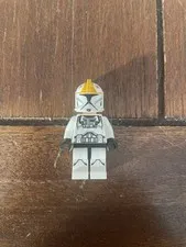 Authentic LEGO Star Wars Phase 1 Clone Trooper Pilot