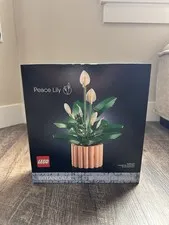 LEGO Botanicals Peace Lily Flower (11504) Building Set - NEW & FACTORY SEALED