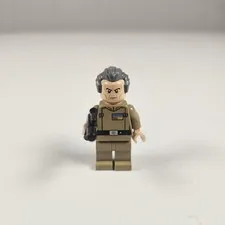 Lego Star Wars Grand Moff Tarkin - Dark Tan Uniform Minifigure w/ Blaster 75150