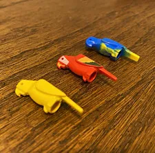 LEGO Parrot Animal Figure Lot of 3 Printed Pieces.  Yellow is rare vintage Lego