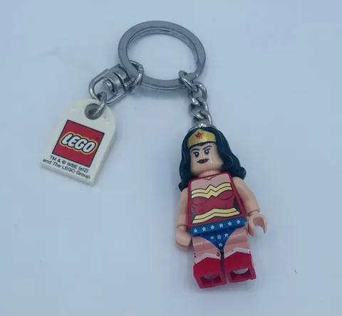 Lego Keychain DC Universe Super Heroes Wonder Woman VGUC 