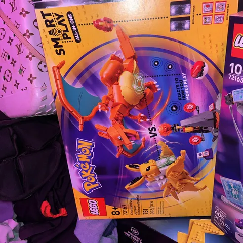 LEGO Pokémon SMART Play Charizard vs Jolteon - 72167-751 Peices