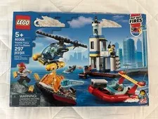 LEGO CITY: Seaside Police and Fire Mission (60308) NEW IN BOX