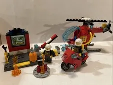 LEGO Juniors My First Fire Station (Set #10661) Fire Fighters Helicopter Rescue