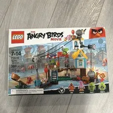 LEGO the Angry Birds Movie: Pig City Teardown (75824)
