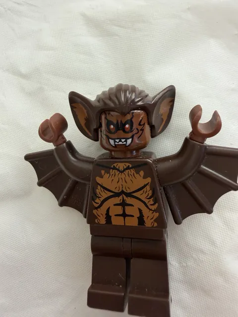 LEGO Monster Fighters Bat Monster Minifigure mof009 Vampyre Castle 9468 2012